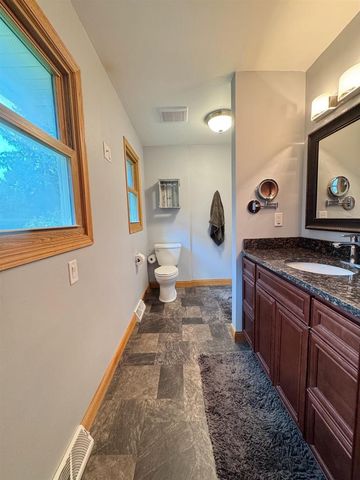 100 Canterbury Court, Waunakee, WI 53597