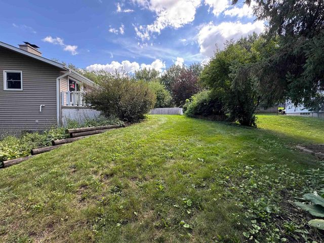 100 Canterbury Court, Waunakee, WI 53597