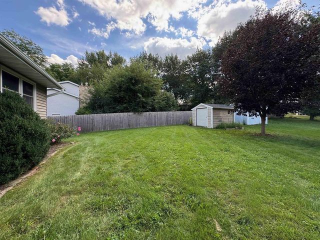 100 Canterbury Court, Waunakee, WI 53597