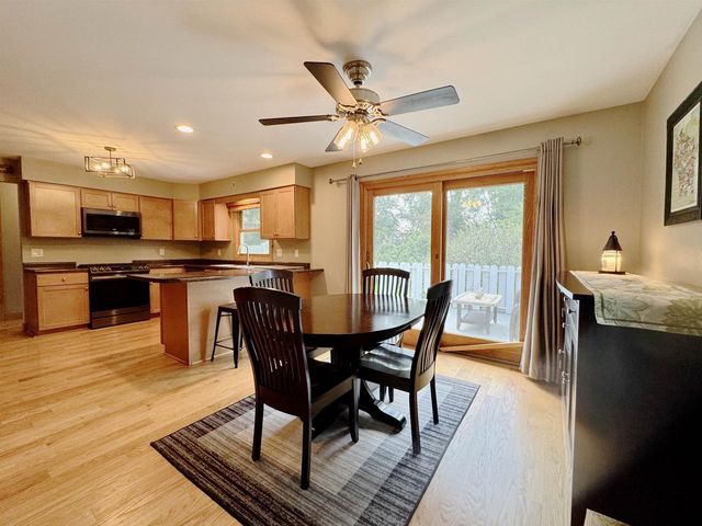 100 Canterbury Court, Waunakee, WI 53597
