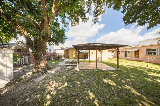 3330 SW 2nd St, Miami, FL 33135