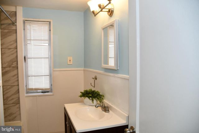 630 RICHFIELD AVE, Glenolden, PA 19036