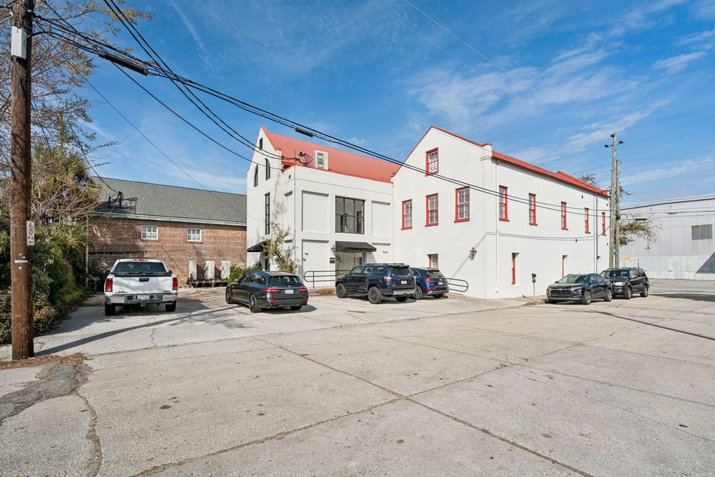 Image 112 of property listing at 241 East Bay Street, Charleston, SC 29401