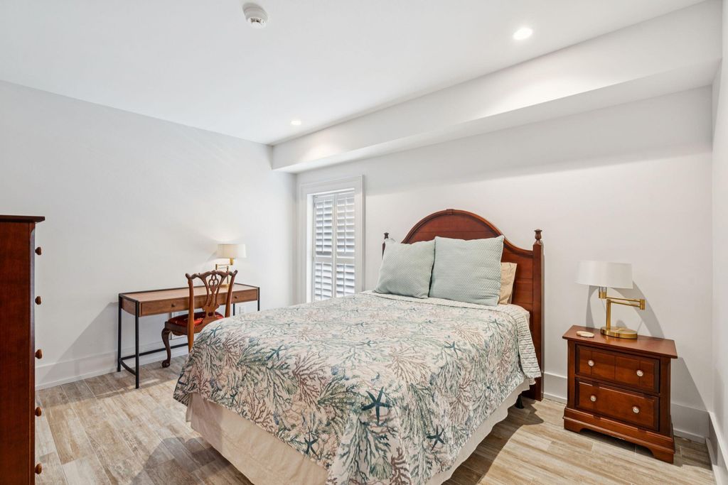 Image 16 of property listing at 241 East Bay Street, Charleston, SC 29401