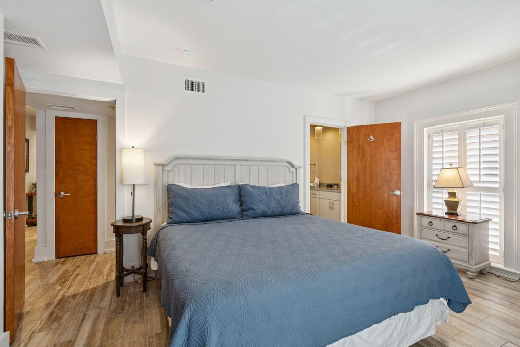 Image 20 of property listing at 241 East Bay Street, Charleston, SC 29401