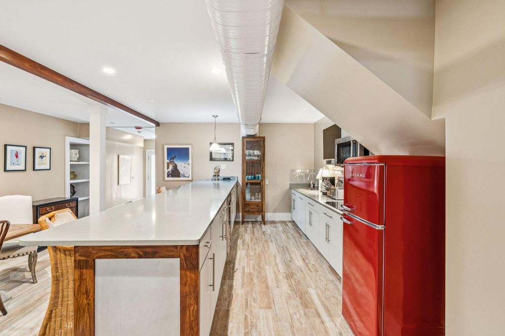 Image 31 of property listing at 241 East Bay Street, Charleston, SC 29401