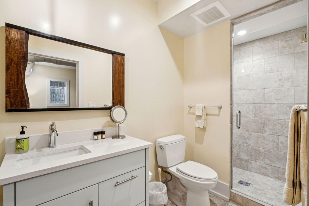 Image 42 of property listing at 241 East Bay Street, Charleston, SC 29401