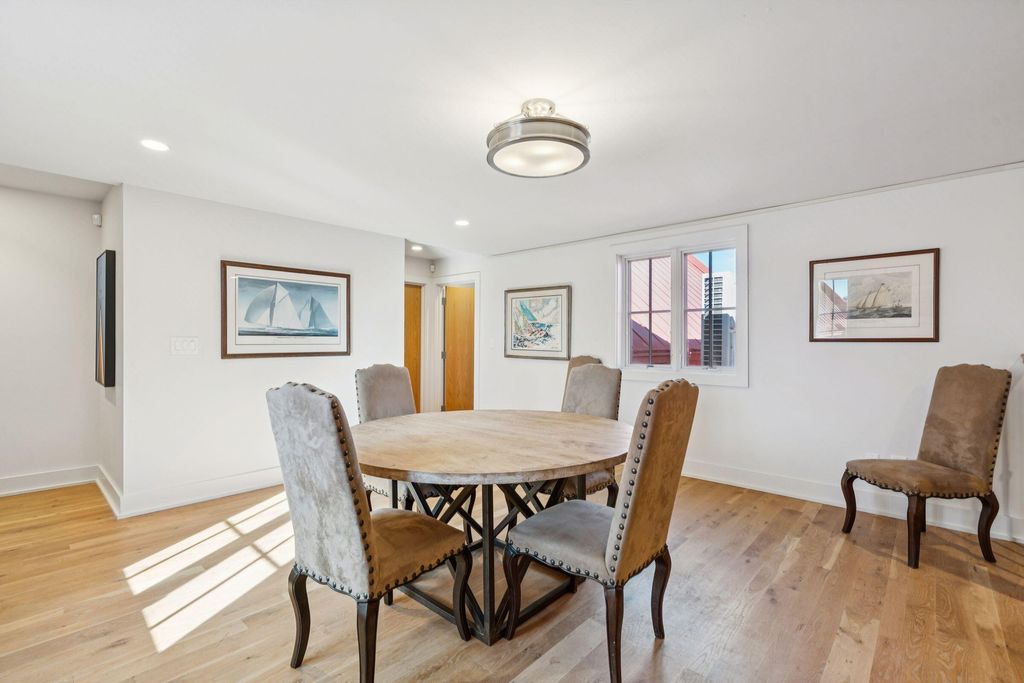 Image 89 of property listing at 241 East Bay Street, Charleston, SC 29401