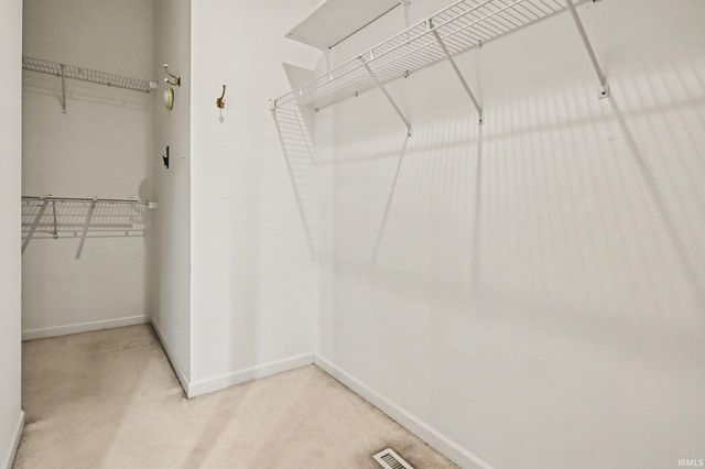 61470 Miami Meadows Court, South Bend, IN 46614