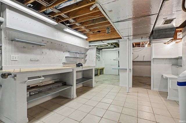 61470 Miami Meadows Court, South Bend, IN 46614