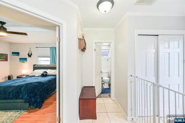 19 Pearl Street, Bloomingdale, NJ 07403