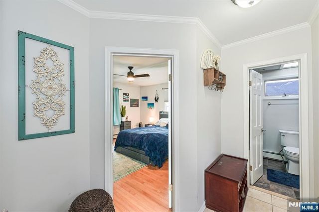 19 Pearl Street, Bloomingdale, NJ 07403