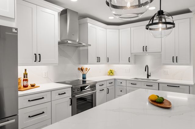 16 Franklin Street 1503, Salem, MA 01970