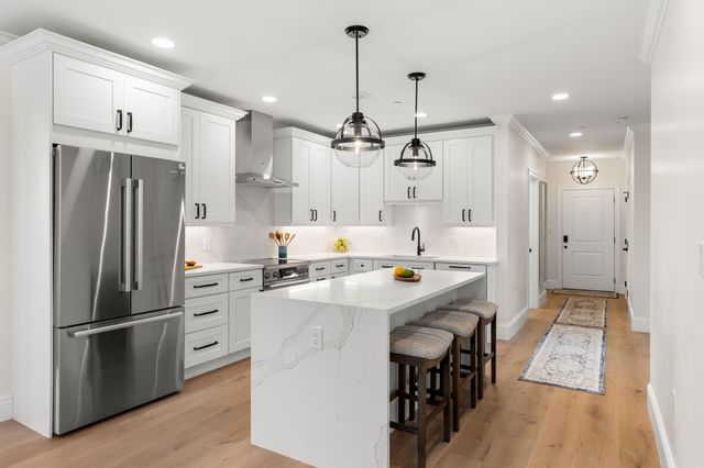 16 Franklin Street 1503, Salem, MA 01970