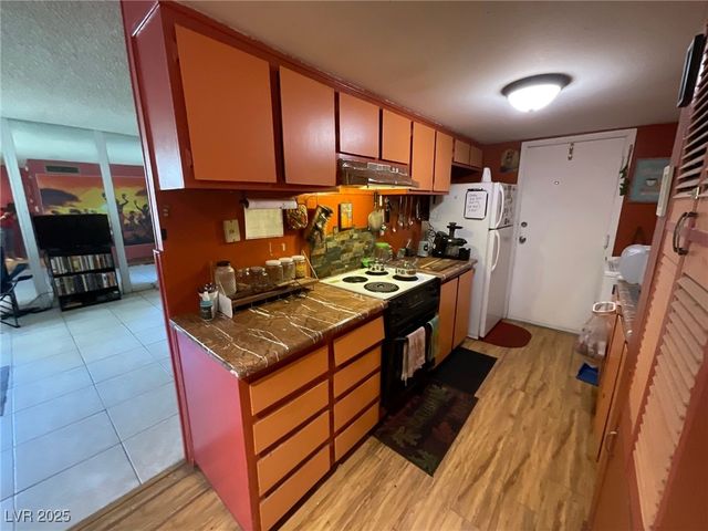 1337 Dorothy Avenue 3, Las Vegas, NV 89119