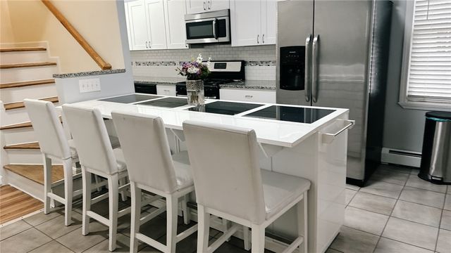 71 Waller Street, Providence, RI 02908