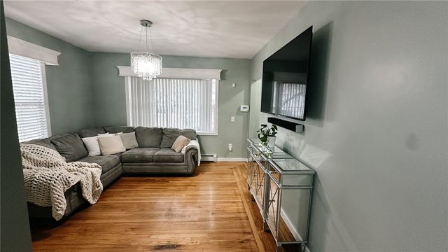 71 Waller Street, Providence, RI 02908