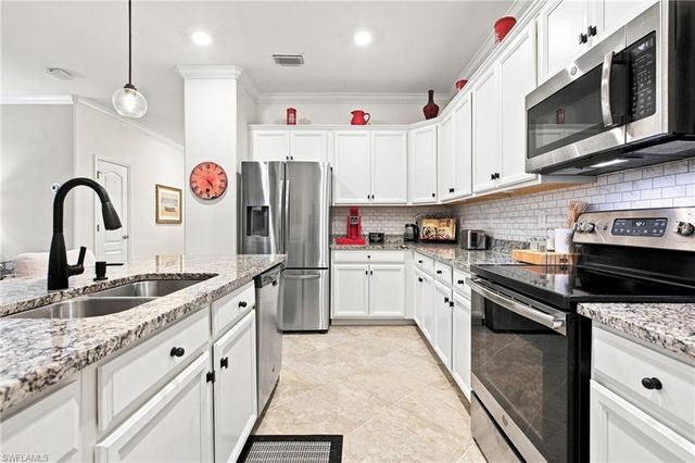 3372 Brozas CT, Fort Myers, FL 33905