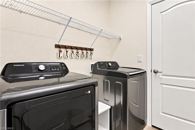3372 Brozas CT, Fort Myers, FL 33905