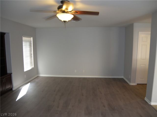 6542 Samba Avenue, Las Vegas, NV 89139