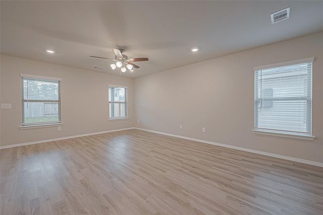 1986 Hidden Cedar Drive, Conroe, TX 77301