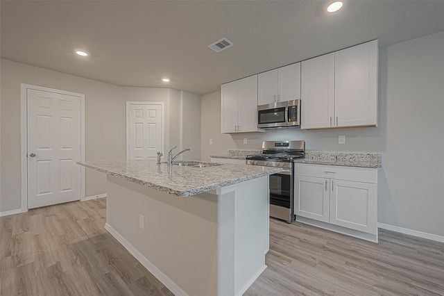 1986 Hidden Cedar Drive, Conroe, TX 77301