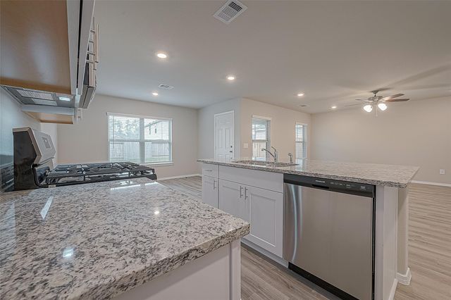 1986 Hidden Cedar Drive, Conroe, TX 77301