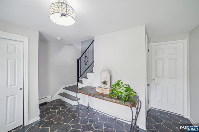 154A High, Northvale, NJ 07647
