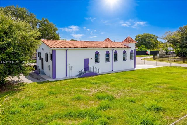2994 NW 46th St, Miami, FL 33142