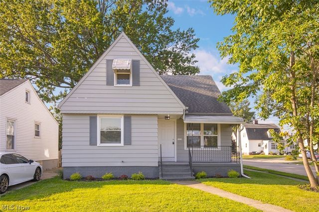 6615 Gilbert Avenue, Parma, OH 44129