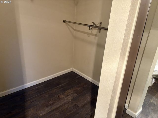15058 Nw CENTRAL Dr 1003, Portland, OR 97229
