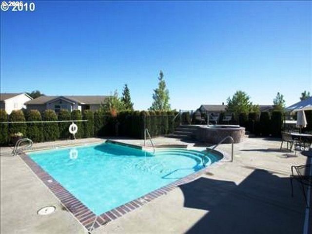 15058 Nw CENTRAL Dr 1003, Portland, OR 97229