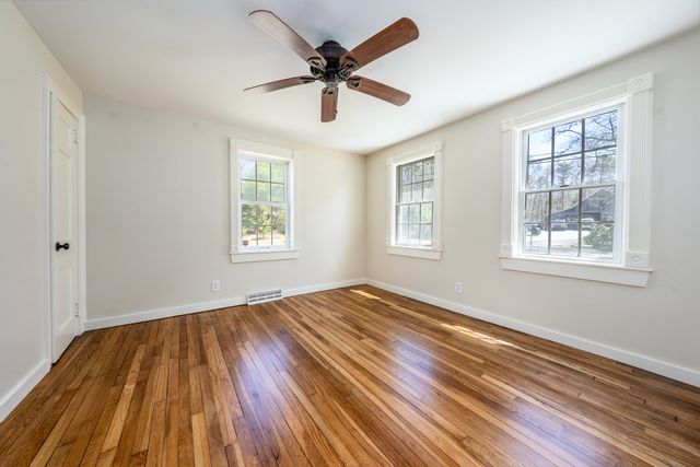 45 Old Phinney's Lane, Barnstable, MA 02630