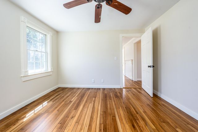 45 Old Phinney's Lane, Barnstable, MA 02630