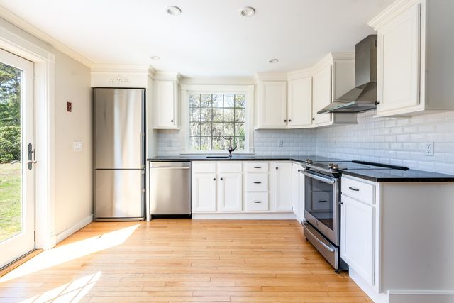 45 Old Phinney's Lane, Barnstable, MA 02630