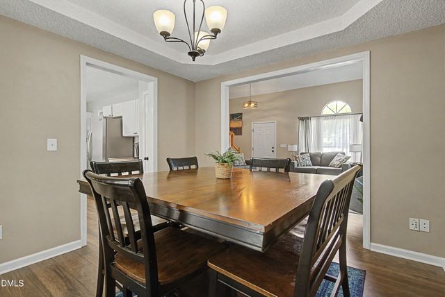 1020 Starkland Way, Holly Springs, NC 27540