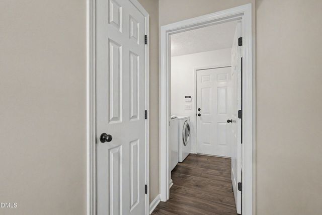 1020 Starkland Way, Holly Springs, NC 27540