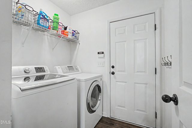 1020 Starkland Way, Holly Springs, NC 27540