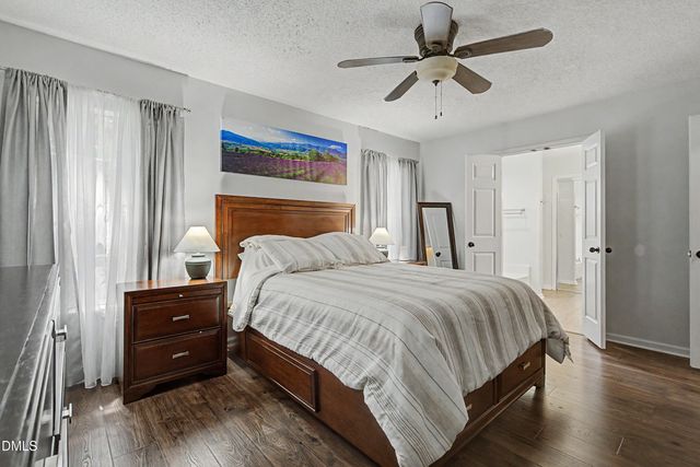 1020 Starkland Way, Holly Springs, NC 27540