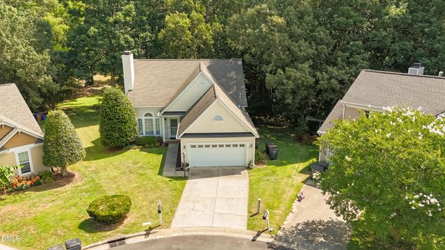 1020 Starkland Way, Holly Springs, NC 27540