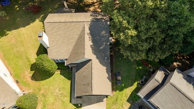 1020 Starkland Way, Holly Springs, NC 27540