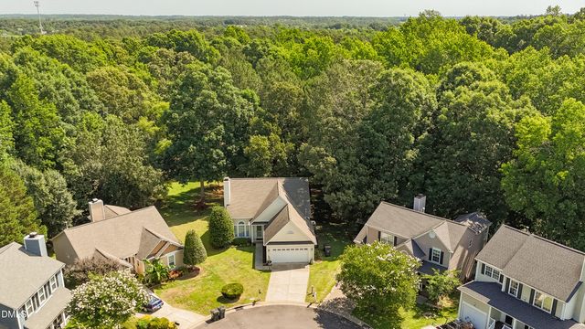 1020 Starkland Way, Holly Springs, NC 27540