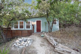 147 Choctaw Trail, Lakehills, TX 78063