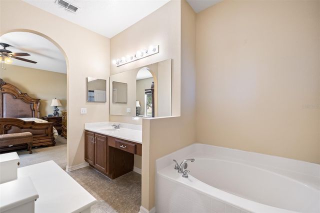 3216 LYNROCK AVENUE, Dundee, FL 33838