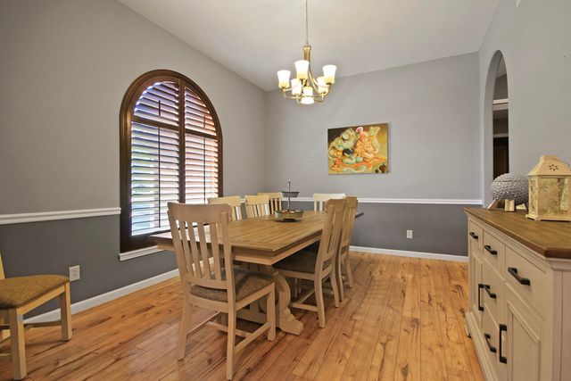 3810 GRAF DR, Mexico, MO 65265