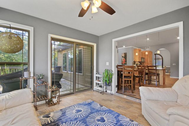 3810 GRAF DR, Mexico, MO 65265