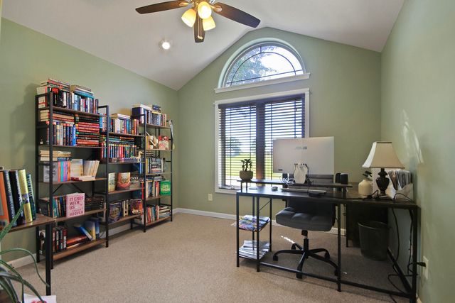 3810 GRAF DR, Mexico, MO 65265