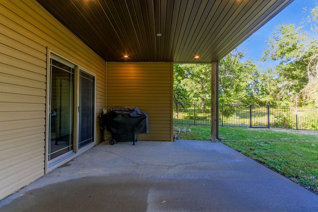 3810 GRAF DR, Mexico, MO 65265