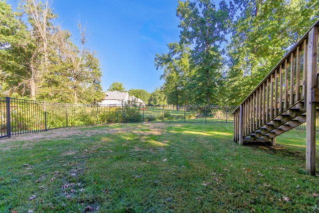 3810 GRAF DR, Mexico, MO 65265