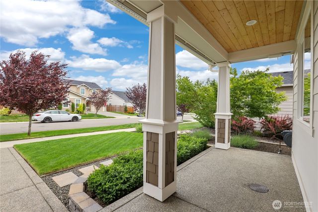 19522 136th Street E, Bonney Lake, WA 98391